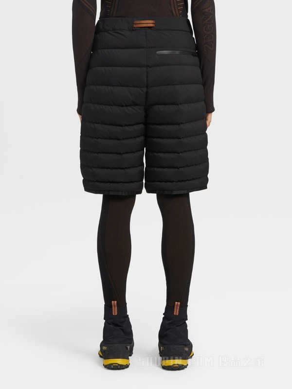 再循环羽绒填充短裤