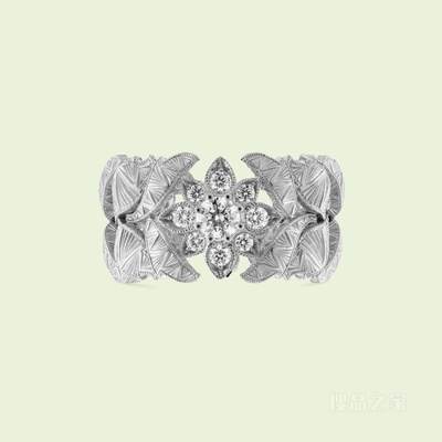 Flora系列18K白金宽版钻石戒指 18K白金