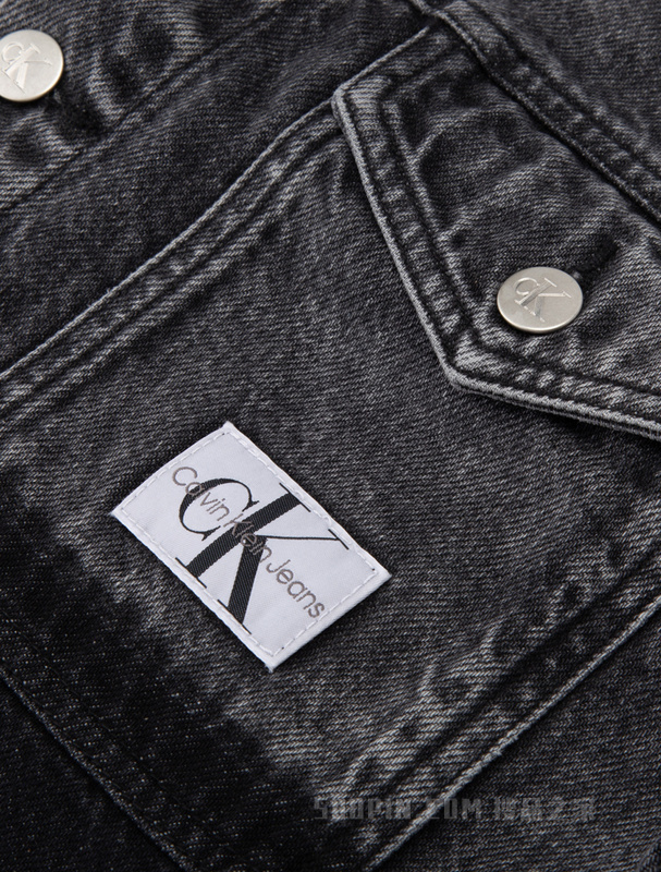 Calvin Klein 22早秋女简约LOGO织标短款纯棉做旧水洗牛仔外套J219211