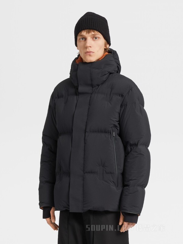 尼龙羽绒填充叠层连帽短夹克