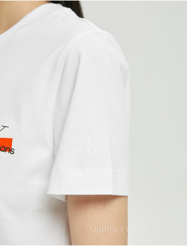 Calvin Klein 22秋冬新款女士时尚纯棉透气醒目LOGO圆领短袖T恤J220492