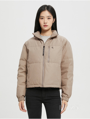 Calvin Klein 22早秋新款女士立领简约印花可打包鸭绒保暖羽绒服J219967