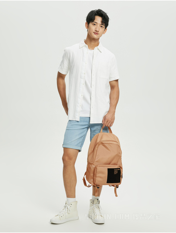 Calvin Klein 22秋冬新款男士时尚植绒LOGO大容量双肩包HH3506