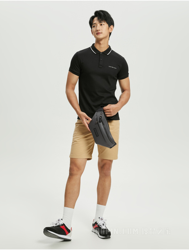 Calvin Klein 22秋冬新款男士LOGO标牌调节插扣经典腰包HH3547
