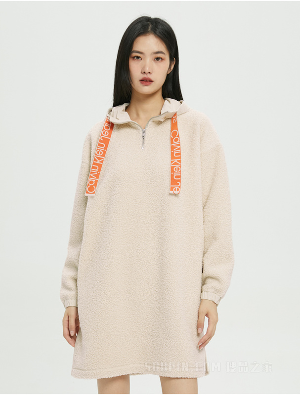 Calvin Klein 22早秋女士拉链半襟LOGO织带抽绳舒适抓绒连衣裙J219976