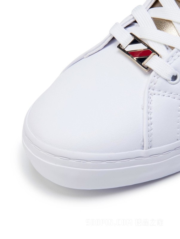 22新款秋季女装休闲运动鞋FW0FW06701