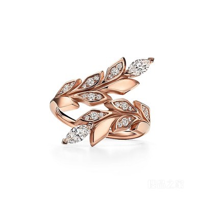 Tiffany Victoria™ 系列 18K 玫瑰金镶钻藤蔓环绕式戒指