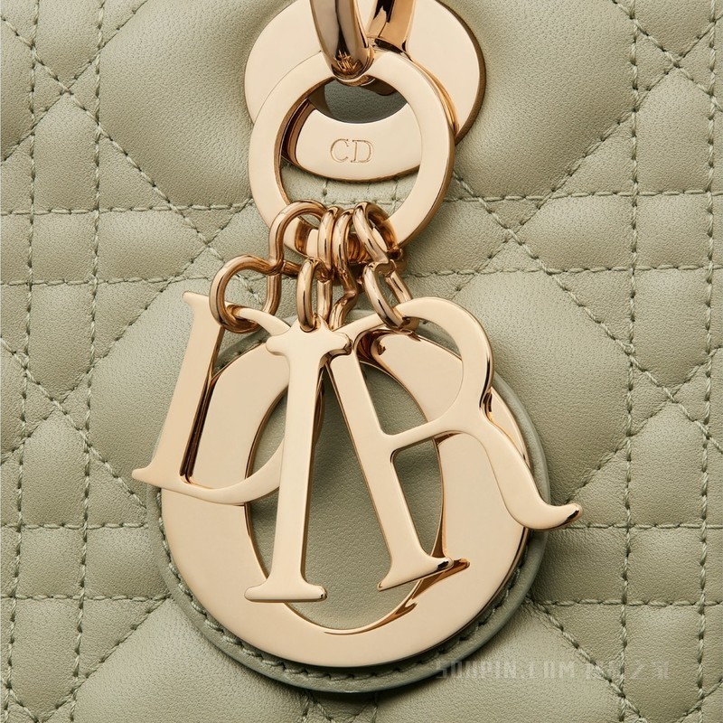 中号 Lady Dior 手袋 灰绿色羊皮革藤格纹