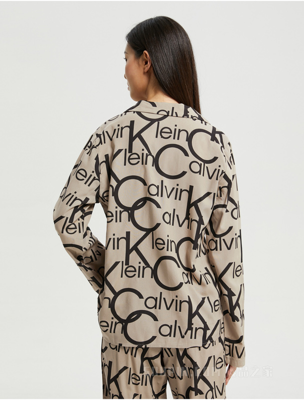 Calvin Klein 22早秋女士时尚LOGO满印丝滑透气翻领家居长袖睡衣QS6848