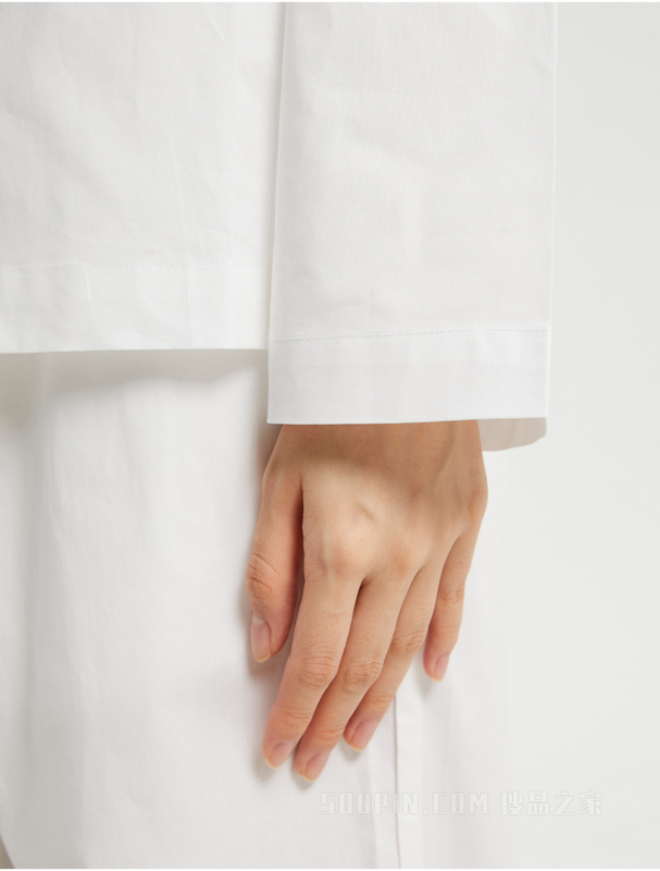 Calvin Klein 22早秋新款女士时尚LOGO布标透气翻领宽松长袖睡衣QS6891