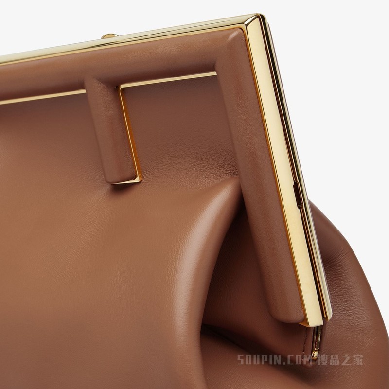 Fendi First中号手袋 棕色皮革手袋