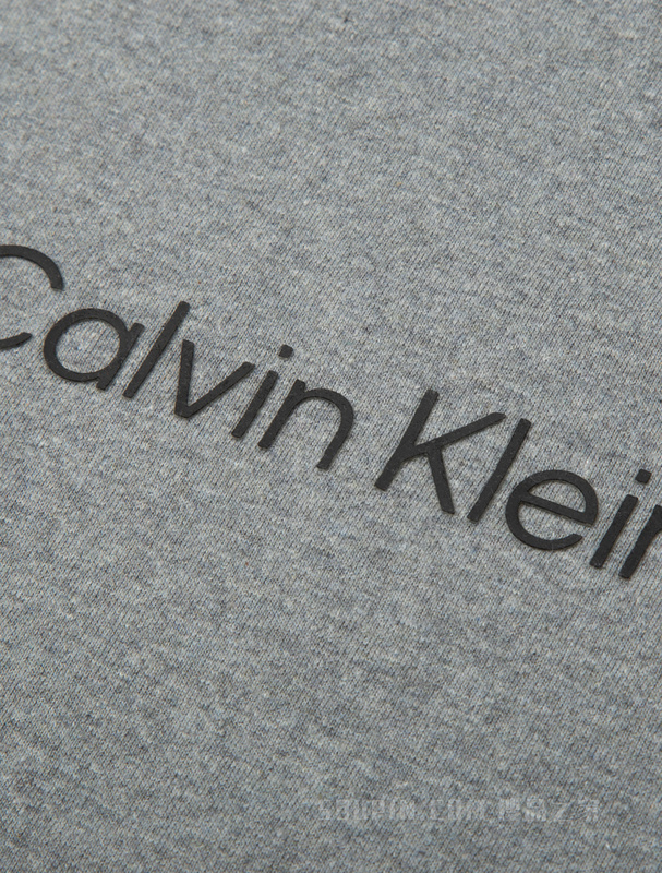 【简约系列】Calvin Klein 22早秋男女情侣中性宽松透气短袖T恤40HM228
