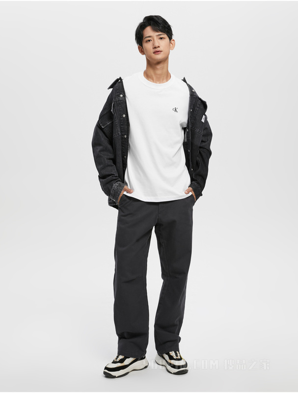 【简约系列】Calvin Klein 22早秋男女情侣中性纯棉宽松短袖T恤40HM229