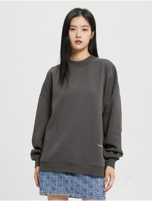 Calvin Klein 22秋冬女士时尚醒目标语印花圆领宽松套头卫衣J219770