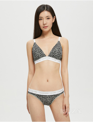 【One有引力带】Calvin Klein 22秋冬女棉质印花比基尼三角内裤QF5735AD