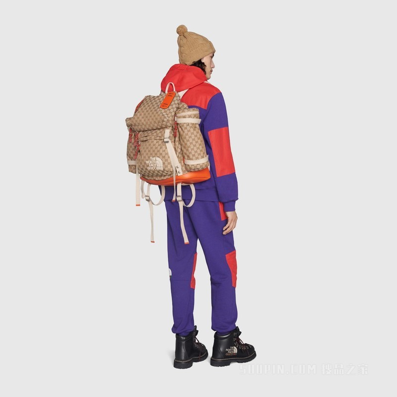 The North Face x Gucci联名系列背包 米色和乌木色GG帆布