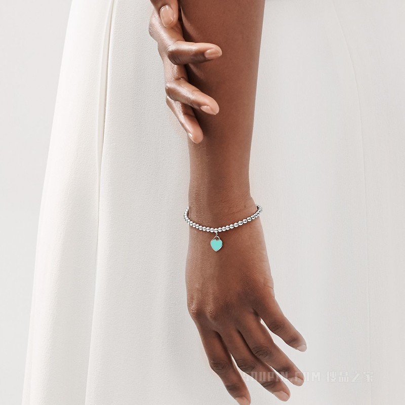 Return to Tiffany™ 系列纯银 Tiffany Blue® 蒂芙尼蓝色 Heart Tag 珠式手链，4 毫米