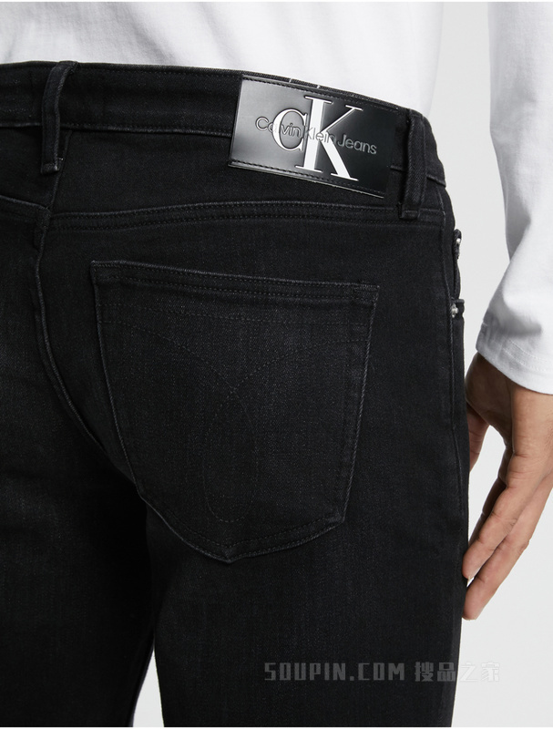 Calvin Klein 22秋冬男士舒适合体版LOGO吊袢磨绒水洗牛仔裤J322283
