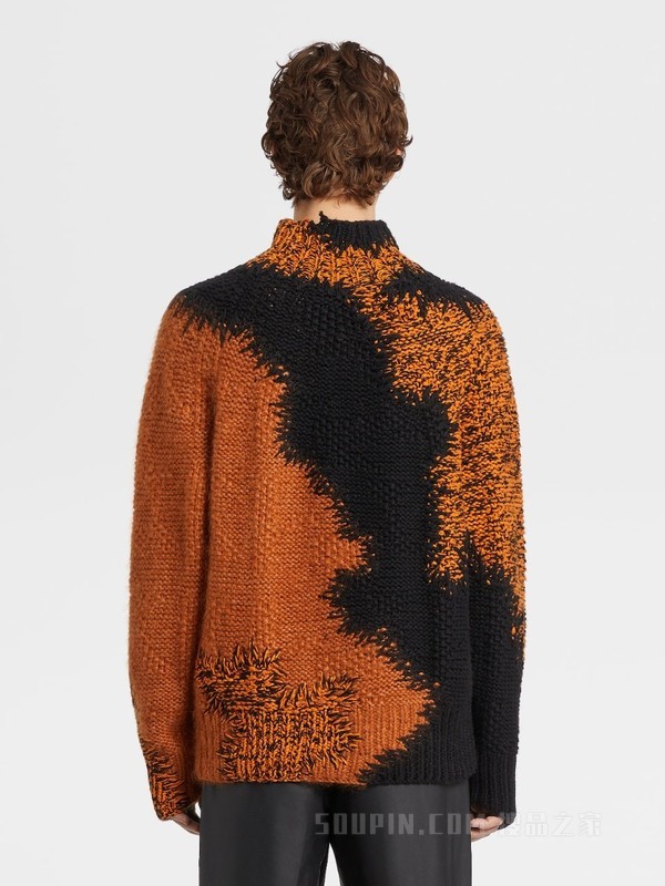 骆马红棕色配黑色山羊绒高领毛衣