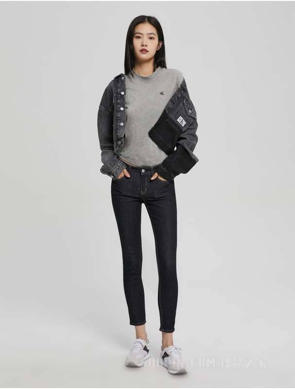 【简约系列】Calvin Klein 22秋冬男女情侣中性刺绣纯棉短袖T恤40WH105