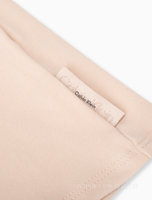 Calvin Klein 22秋冬女士简约大圆领轻盈柔滑打底舒适保暖内衣QS6894AD