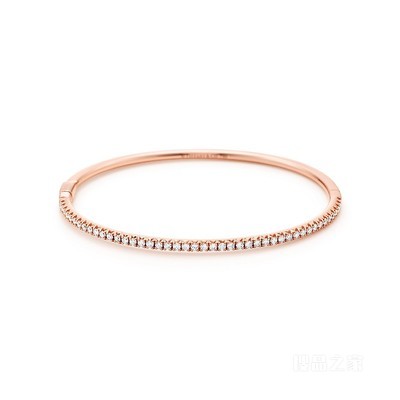 Tiffany Metro 系列 18K 玫瑰金镶钻铰链手镯，大号。