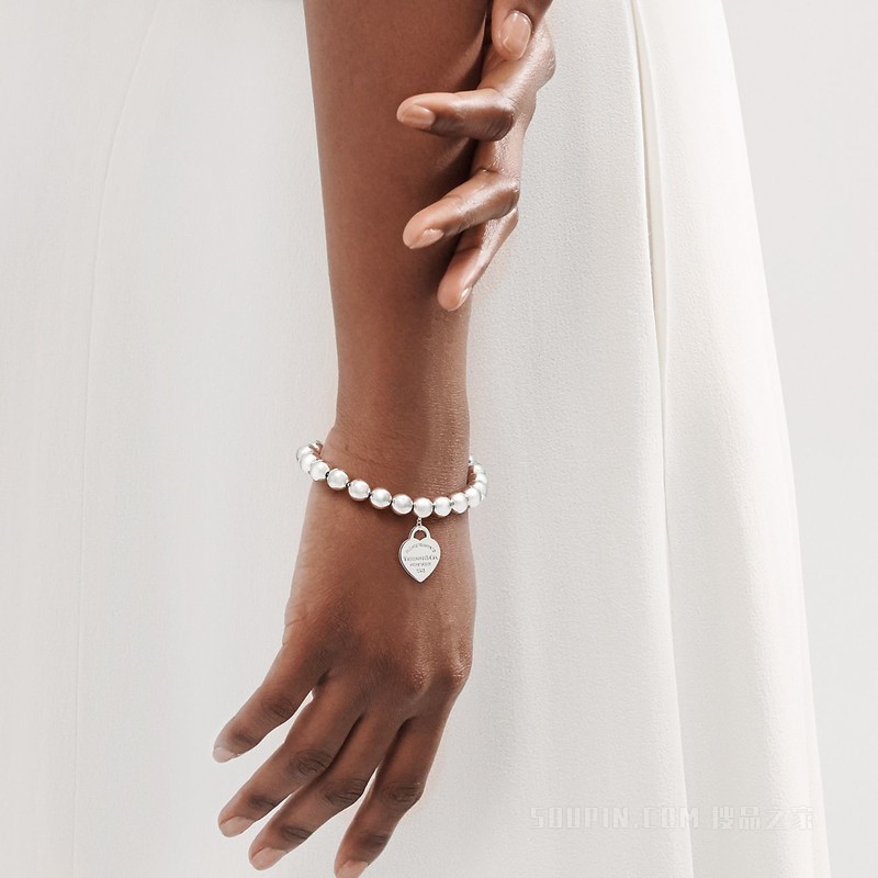 Return to Tiffany™ 系列纯银 Heart Tag 手链，8 毫米
