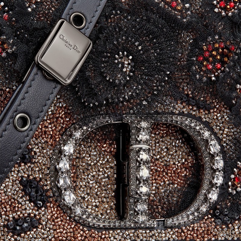 小号 Dior Caro 手袋 黑色牛皮革薄纱和多色珠饰刺绣