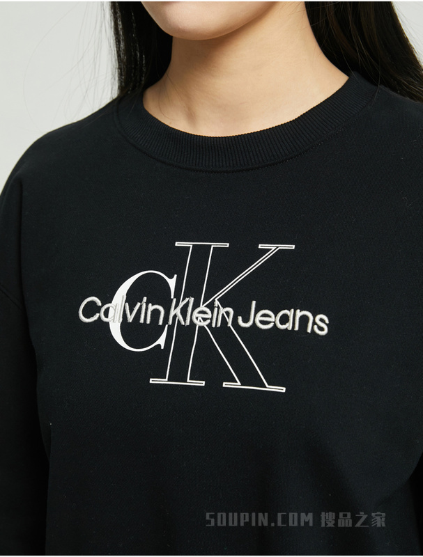 Calvin Klein 22春秋女士圆领短款纯棉重叠刺绣印花套头卫衣J218165
