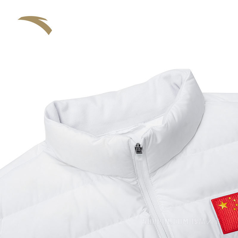 【奥运冠军同款】【安踏冠军健身训练系列】安踏防泼水科技国旗款女子羽绒风衣