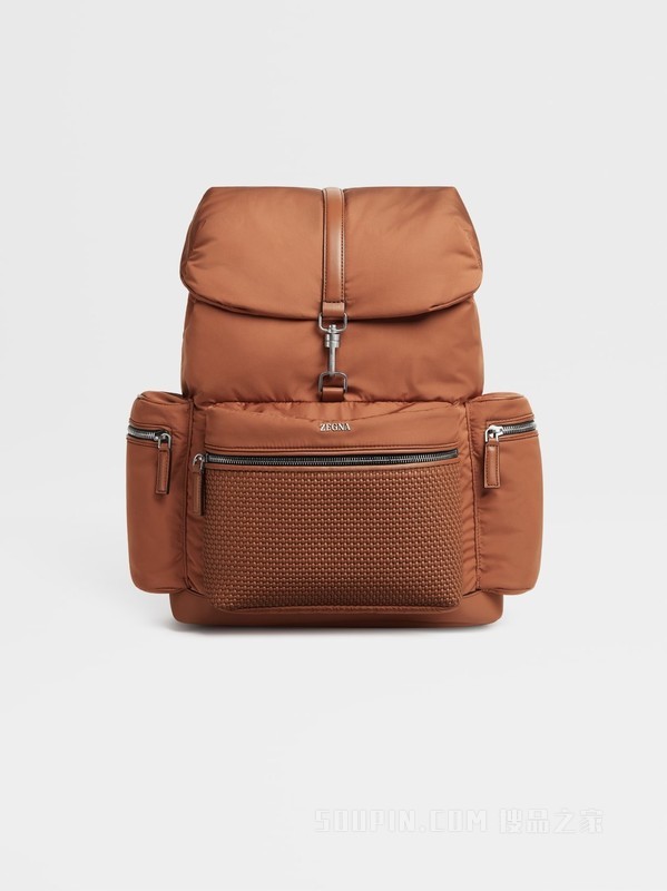 骆马红棕色 PELLE TESSUTA™ Special 双肩背包