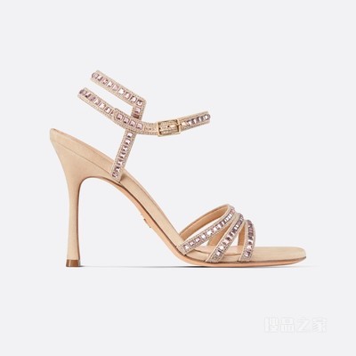 Dior Gem 带跟凉鞋 裸色棉质面料金属光泽线刺绣搭配正方形仿水晶装饰