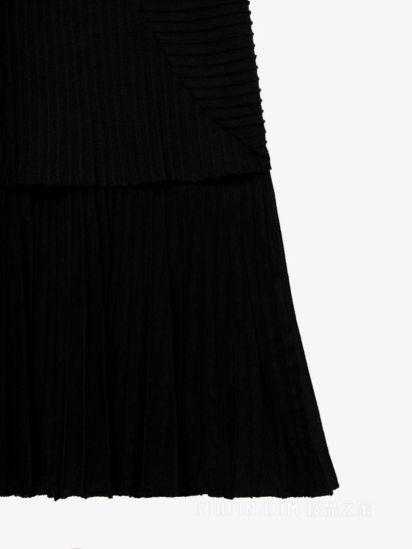 层叠效果连衣裙