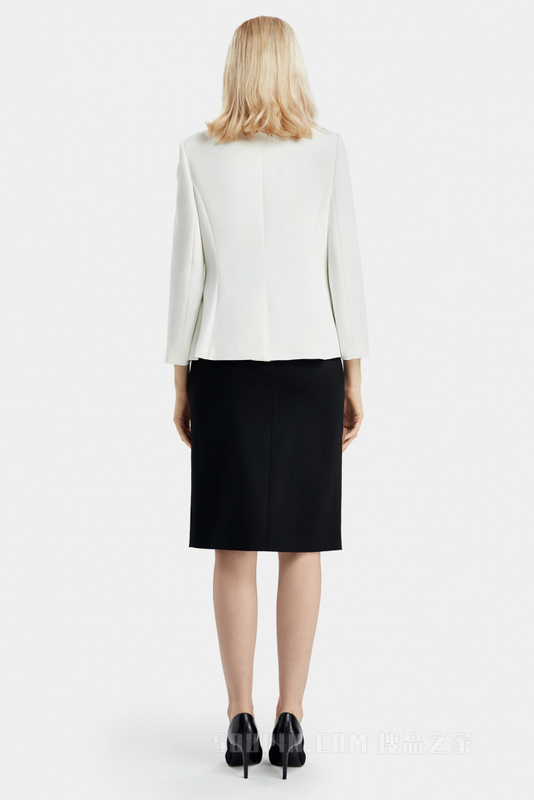 奶白色装饰领极简夹克