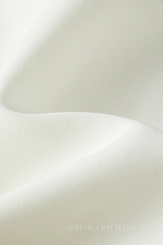 奶白色装饰领极简夹克