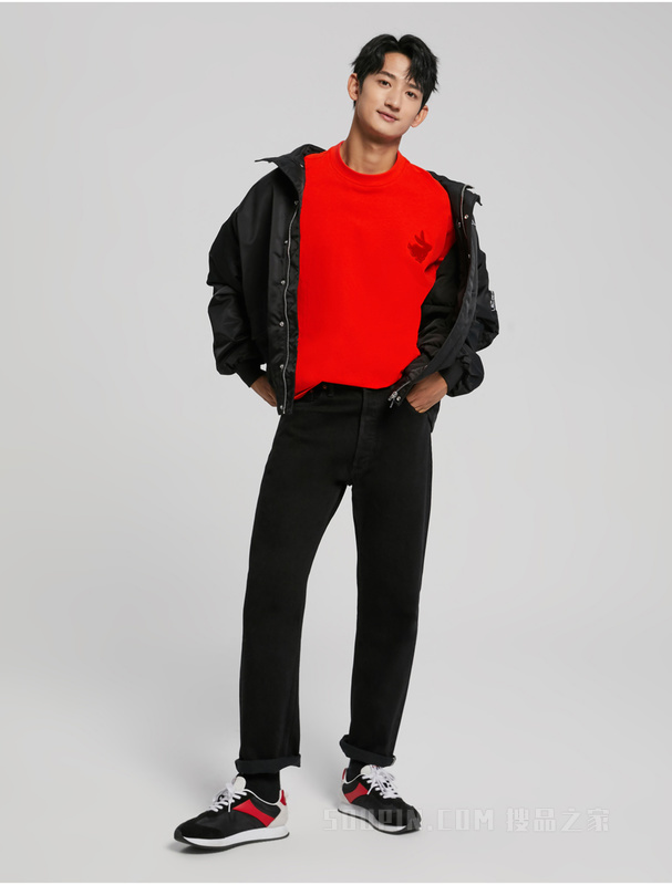 【兔年限定】Calvin Klein 23春季男女同款重磅纯棉刺绣短袖T恤J400248