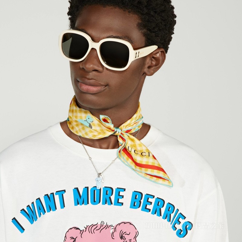 Gucci HA HA HA特别系列真丝口袋方巾 象牙白和黄色
