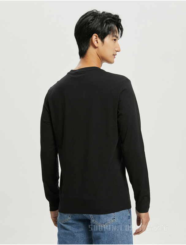 Calvin Klein 22秋冬新款男士时尚纯棉交叠刺绣印花透气长袖T恤J322331