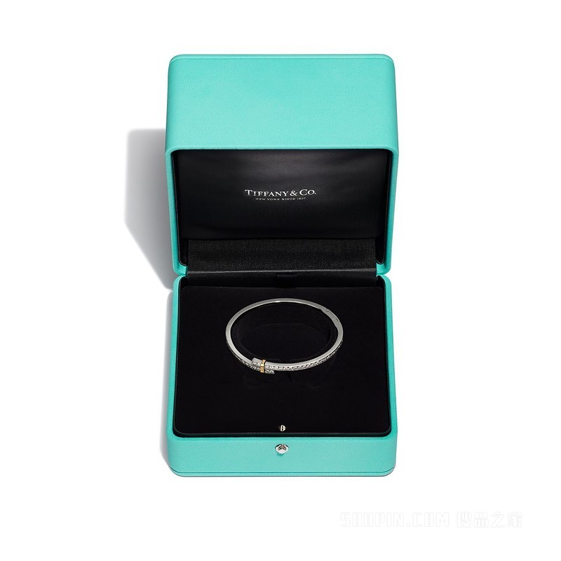 Tiffany Edge 系列铂金与 18K 黄金镶钻铰链环绕式手镯