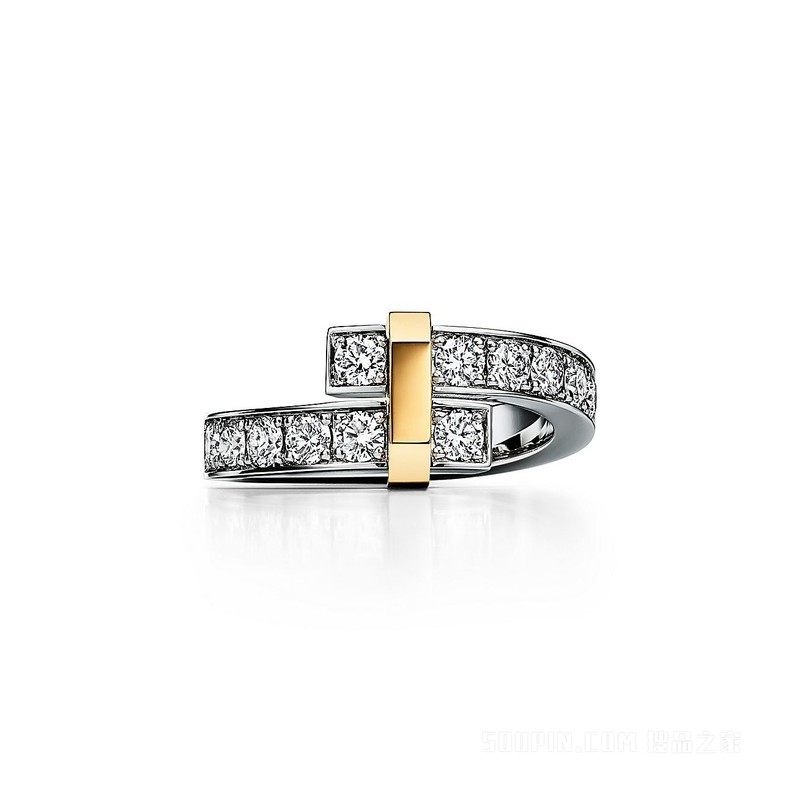 Tiffany Edge 系列铂金与 18K 黄金镶钻环绕式戒指，宽式