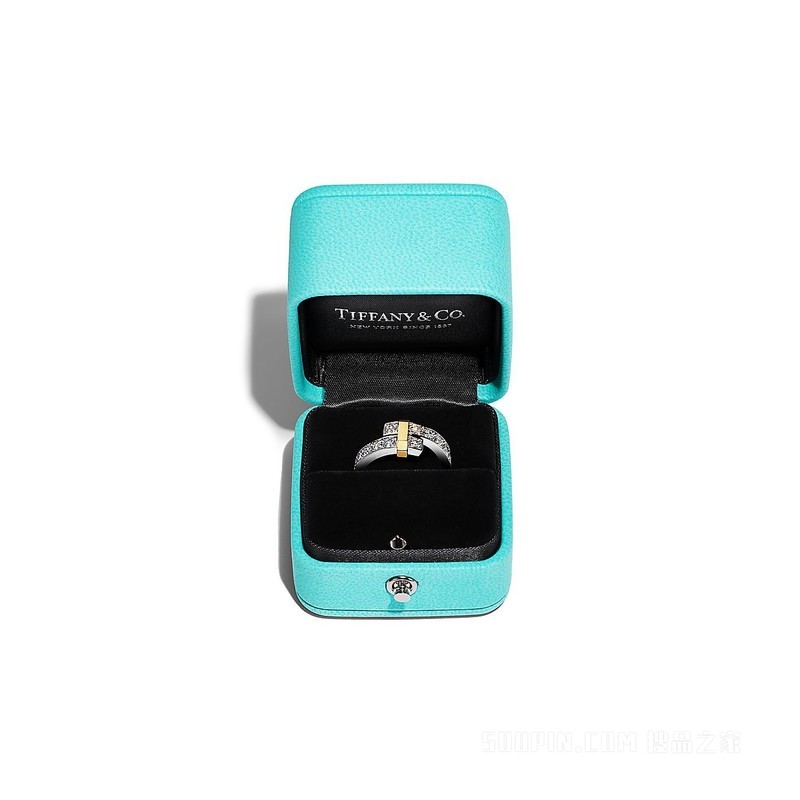 Tiffany Edge 系列铂金与 18K 黄金镶钻环绕式戒指，宽式
