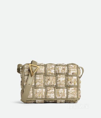 PADDED CASSETTE加衬斜挎包