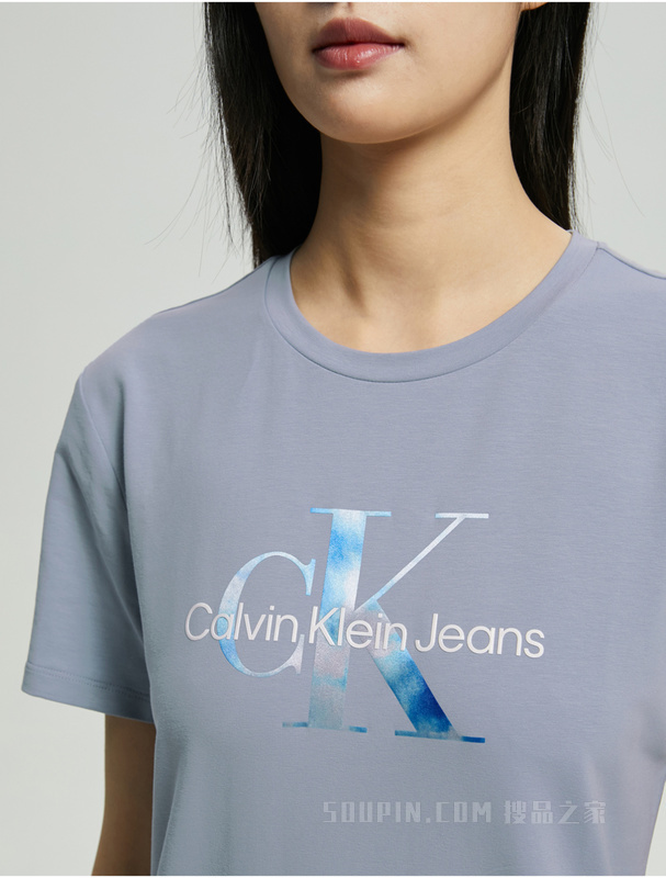 Calvin Klein 22早秋新款女士时尚重叠LOGO圆领透气修身短袖T恤J219704