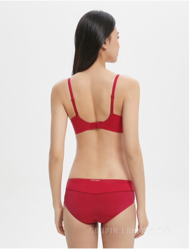 Calvin Klein 22秋冬女士无痕薄垫无钢圈软支撑宽围边三角杯文胸QF6022AD