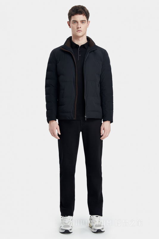 压胶充绒立领羽绒服