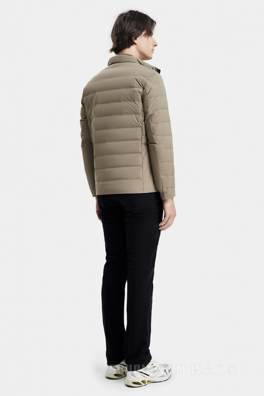 压胶充绒立领羽绒服