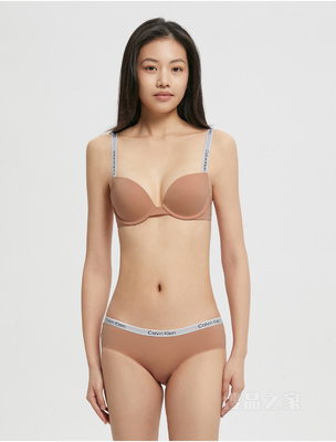 【焦点引力带】Calvin Klein 22秋冬女士舒适透气半包臀三角内裤QF6867AD