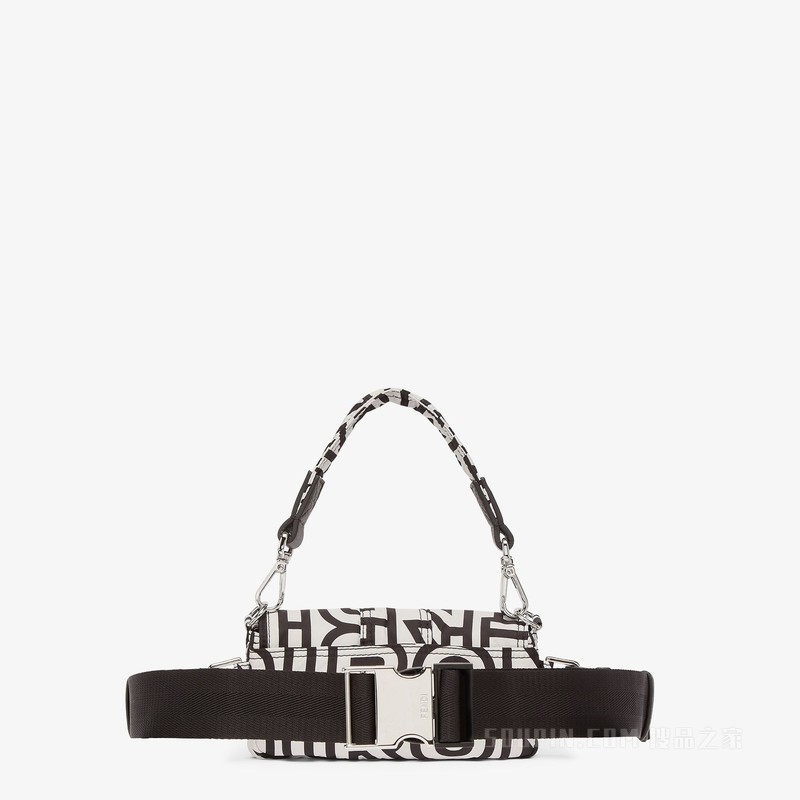 Baguette迷你手机包 Fendi Roma胶囊系列双色尼龙手机包