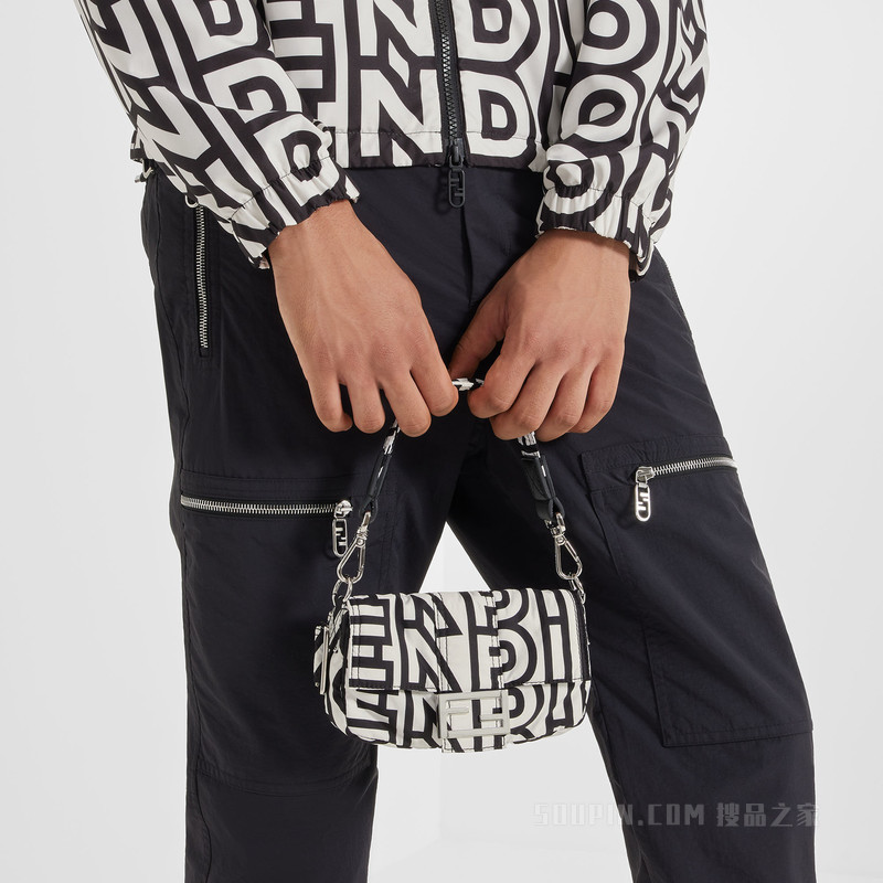 Baguette迷你手机包 Fendi Roma胶囊系列双色尼龙手机包