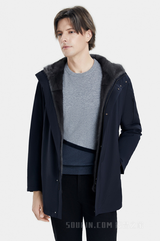 铁灰貂连帽尼克服